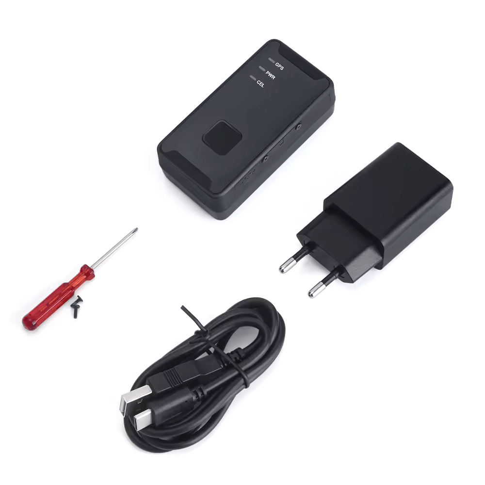 Motorist Air kablosuz takip cihazı kutu içeriği – şarj adaptörü ve kablo